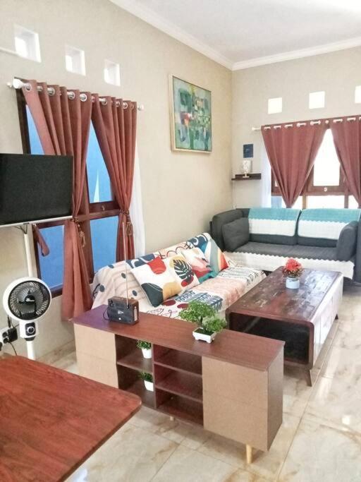 Brojos Tamansiswo Holiday home Yogyakarta
