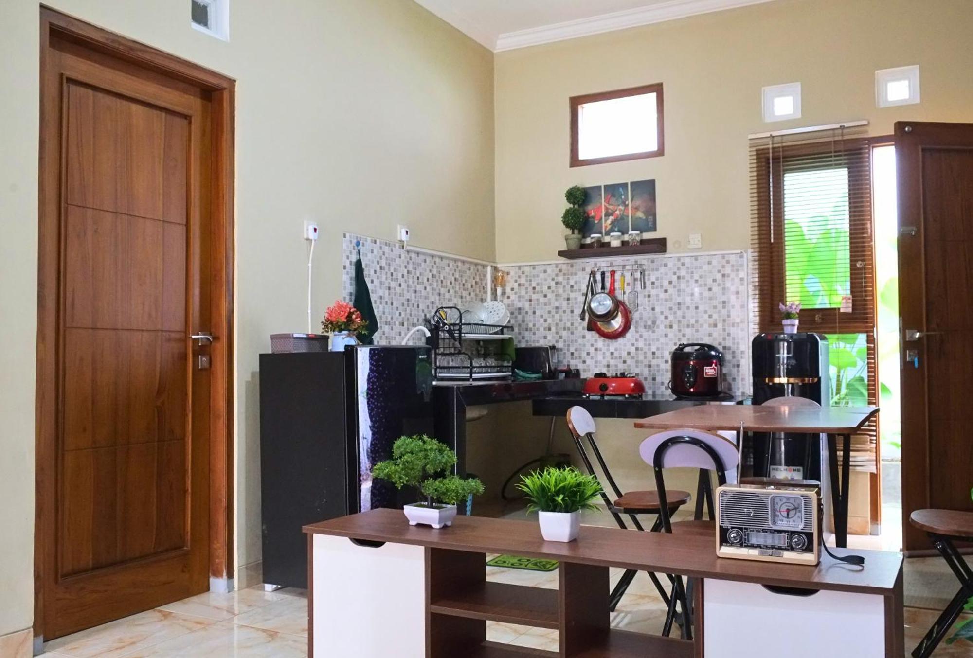 Brojos Tamansiswo Holiday home